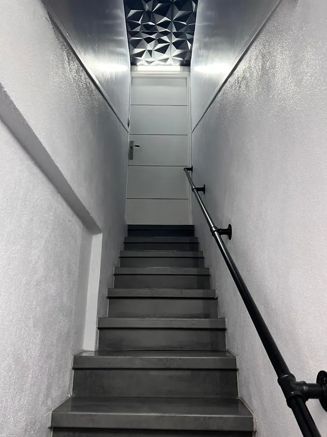 Appart Cosy Face A L'Etang Sault Apartment Premilhat